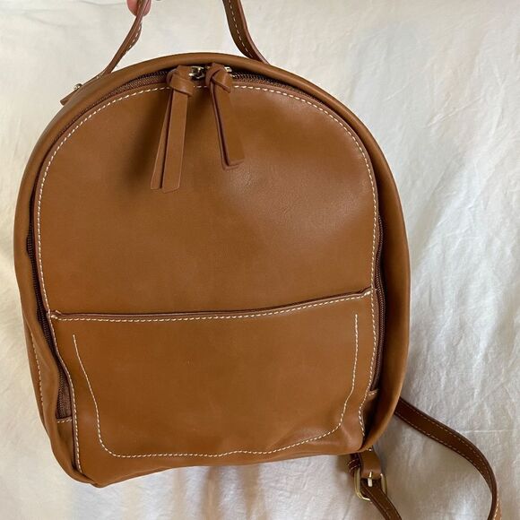 Tan Gap Mini backpack - Picture 1 of 4